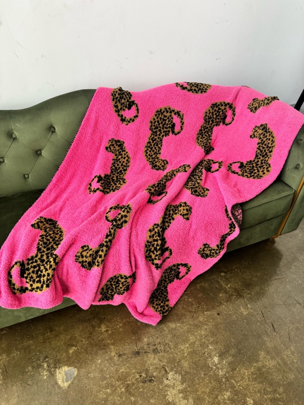 Pink Lily Pink Leopard Print Ultra Soft Throw